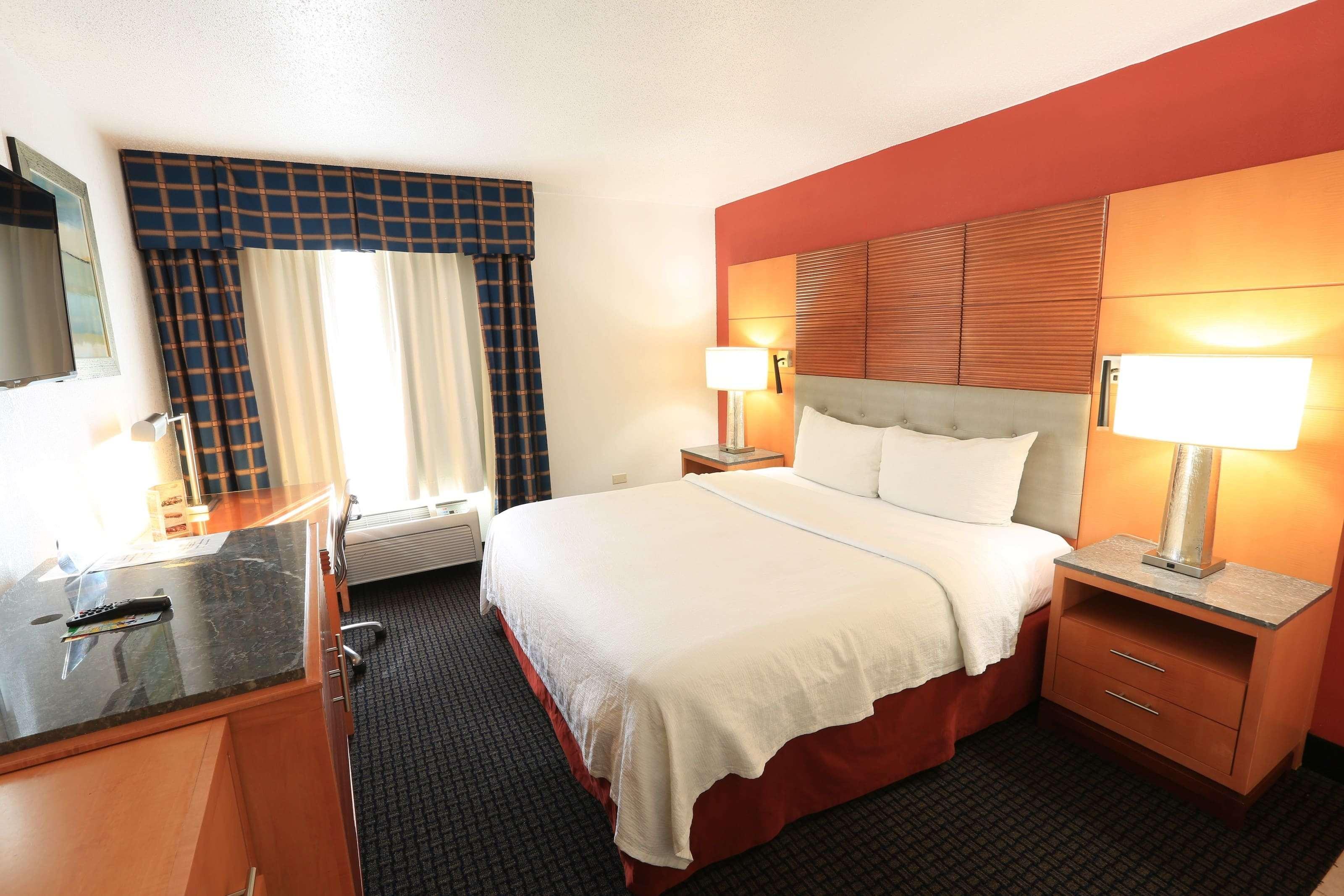 Days Inn By Wyndham Calumet Park Exteriör bild