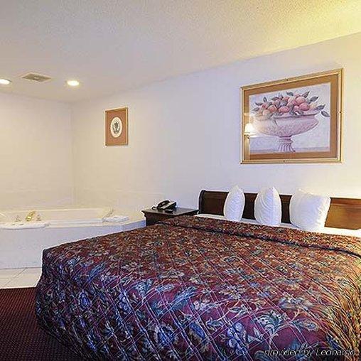 Days Inn By Wyndham Calumet Park Exteriör bild