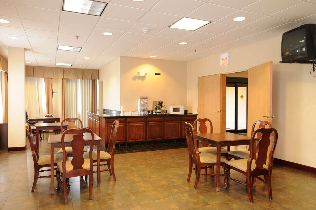 Days Inn By Wyndham Calumet Park Restaurang bild